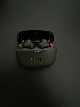 JBL Tune 235NC Auriculares Inalámbricos