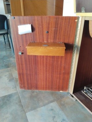 Máquina de coser Singer con mueble