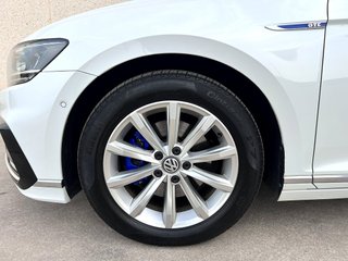 Volkswagen Passat Variant GTE 218 cv | Etiqueta 0