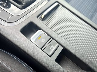 Volkswagen Passat Variant GTE 218 cv | Etiqueta 0