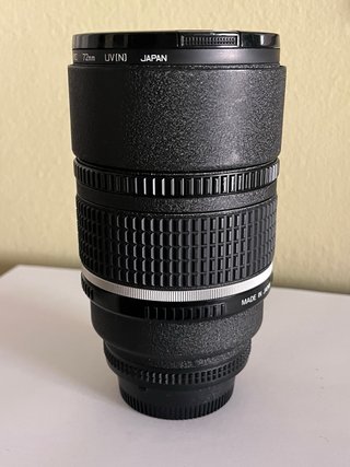 Nikon 135mm f/2 AF DC Nikkor
