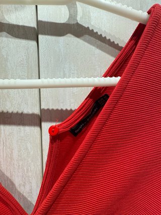 Mono corto Bershka rojo