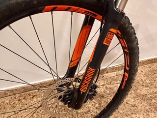 Mondraker Factor Doble Suspensión Naranja