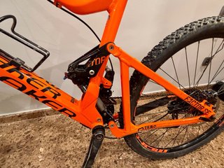 Mondraker Factor Doble Suspensión Naranja
