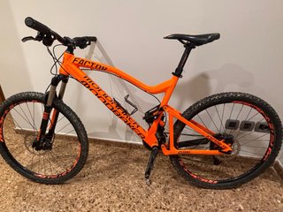 Mondraker Factor Doble Suspensión Naranja
