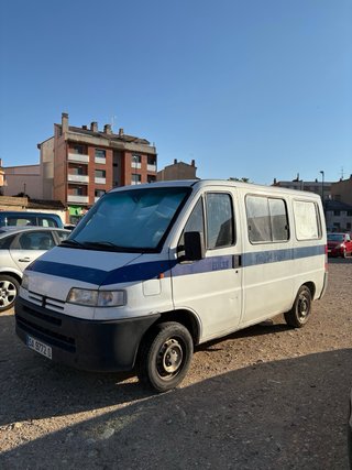 Peugeot Boxer camperizada( motor roto)