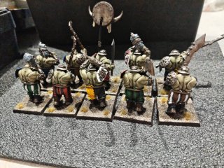 Warhammer Fantasy Ogros Tripas Duras