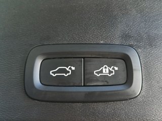 Volvo XC40 T5 Twin Recharge R-Design Auto 193 kW (262 CV)