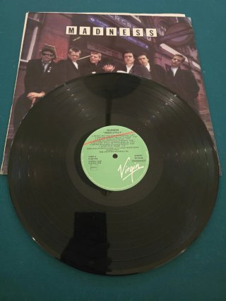 Vinilos Madness: One Step Beyond, Absolutely