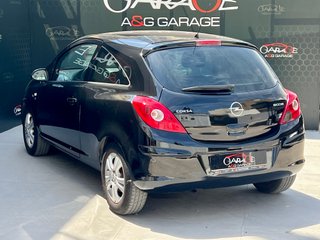 Opel Corsa 2011 195.000KM MUY BUEN ESTADO!