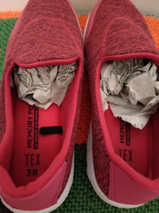Zapatillas deportivas mujer rosa y rojo