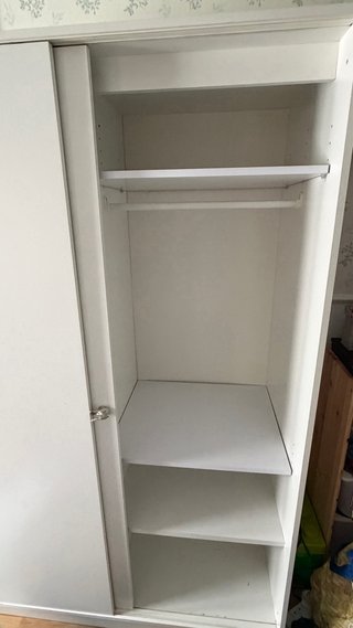 Armadio con ante scorrevoli Ikea KLEPPSTAD bianco
