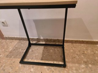 Mesita auxiliar Maisons du Monde madera y metal