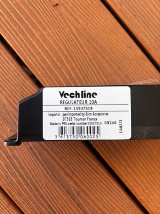 Regulador Solar Vechline PWM 12V/24V canper