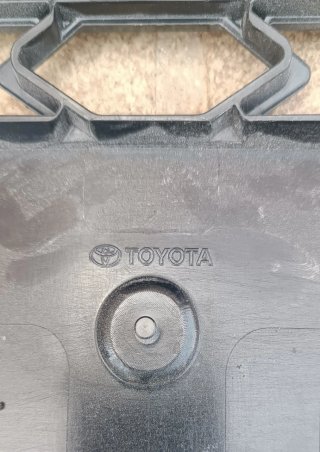Rejilla Delantera Toyota Corolla 2023