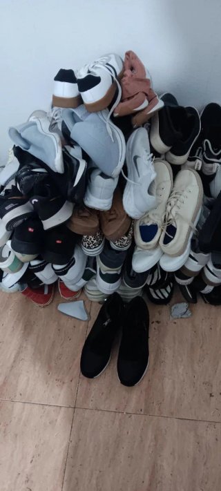 Lote de Zapatos Variados por Kilo