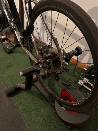Bicicleta MTB Rockrider 29 + Rodillo Smart Z Pro