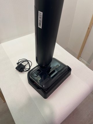 Aspirador Eureka FloorShine