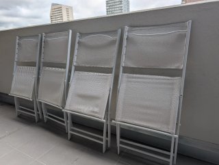 Mesa y 4 Sillas exterior