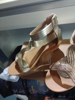 Sandalias doradas mujer talla 40 oferta por unos d