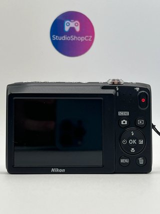 Nikon coolpix A100