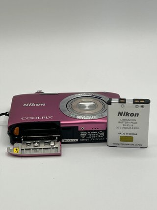 Nikon coolpix s2800