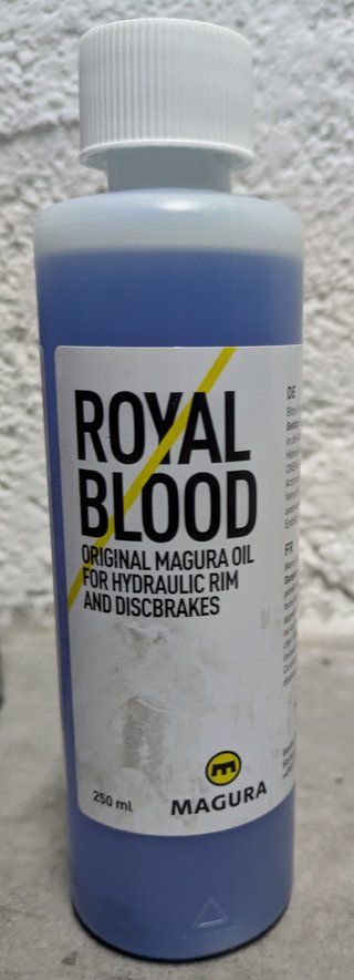 Magura Royal Blood (Vitamol V10 Hispin V10)