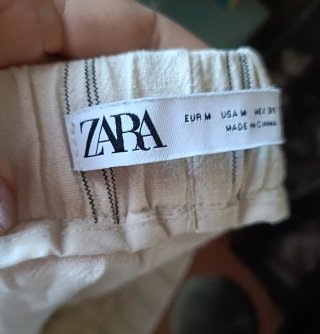 Bermudas Zara rayas beige y gris