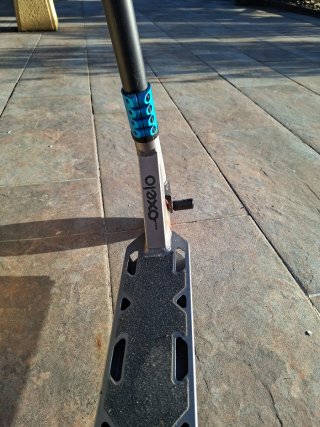 Patinete freestyle naranja y azul