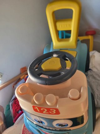Coche de juguete FEBER 123