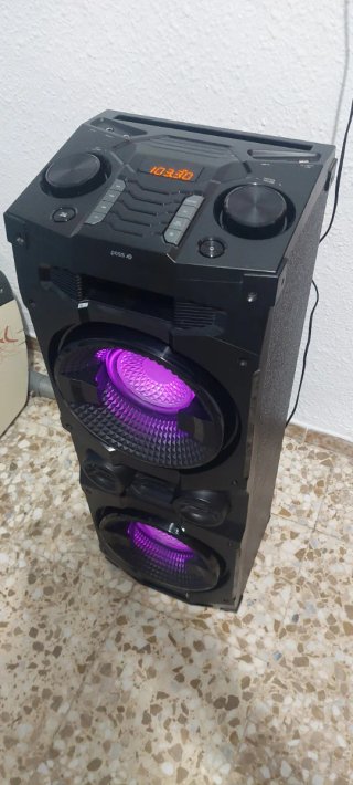 Torre de Sonido Bluetooth USB Negra