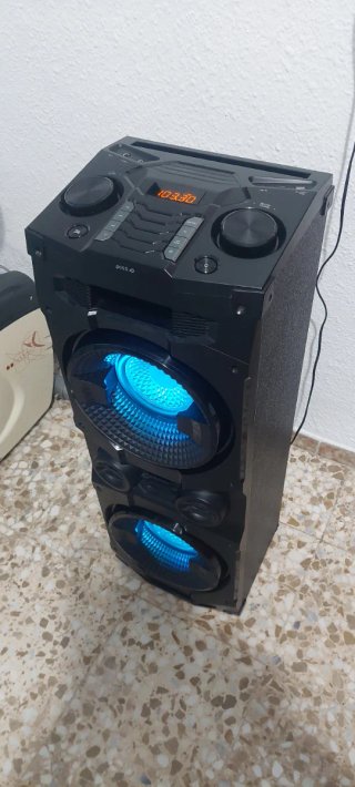 Torre de Sonido Bluetooth USB Negra