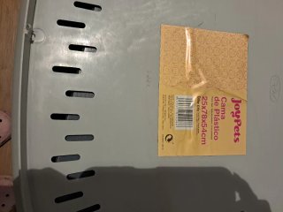 Cama plastico perro