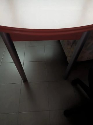 Mesa de cocina. Muy buen estado