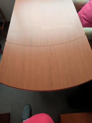 Mesa de cocina. Muy buen estado