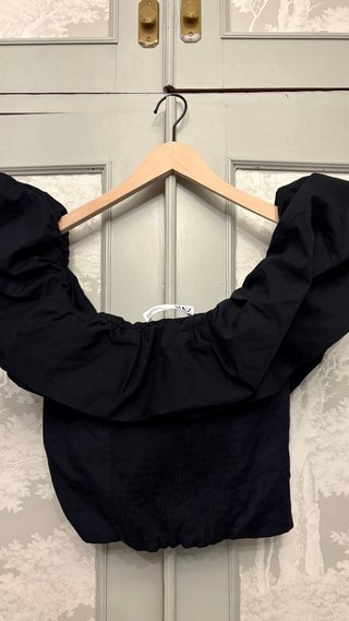 Top Zara volantes negro