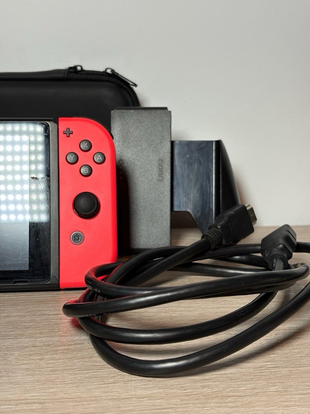 Nintendo Switch (2019)