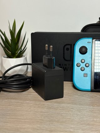 Nintendo Switch (2019)