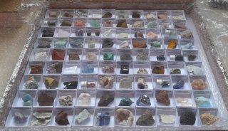 Increíble Colección 90 minerales 4x4 cm