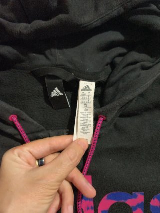 Sudadera Adidas Negra con Logo Rosa y Azul