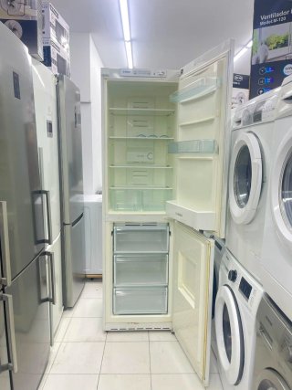 Nevera marca Bosch con garantía transporte