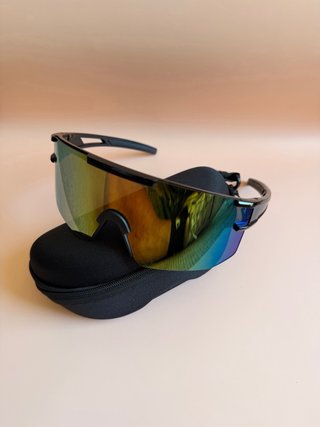 Gafas de sol deportivas UV400 – Nuevas –