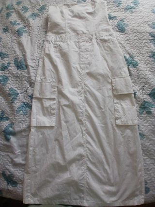 Vestido largo blanco con bolsillos
