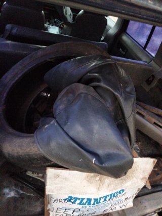Soporte Rueda Repuesto Jeep Cherokee XJ