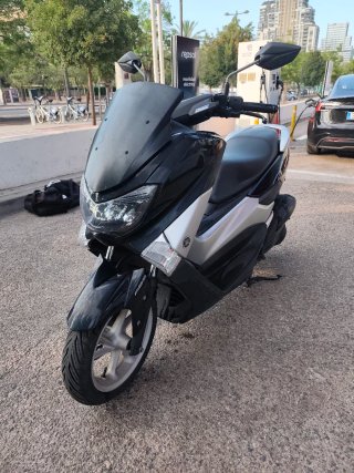 Yamaha Nmax 125cc Maxi Scooter