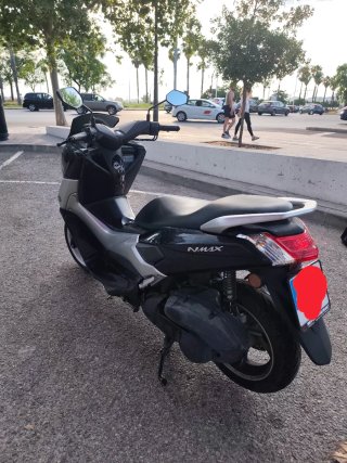 Yamaha Nmax 125cc Maxi Scooter