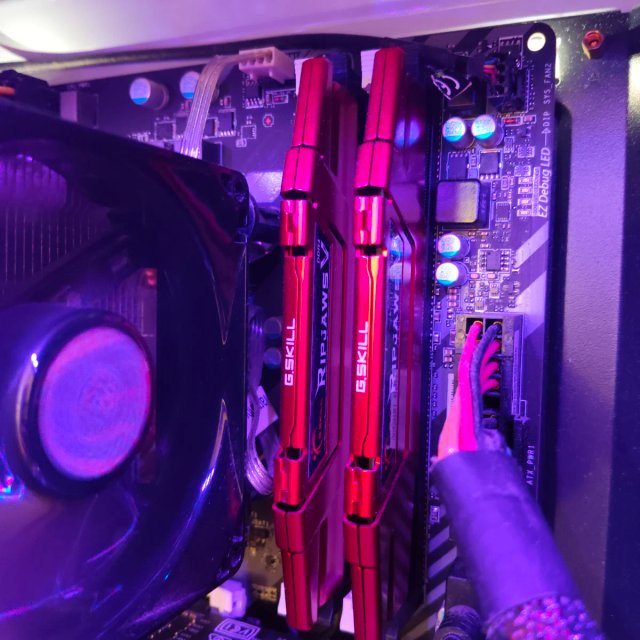 PC Gaming Nox Hummer Blanca