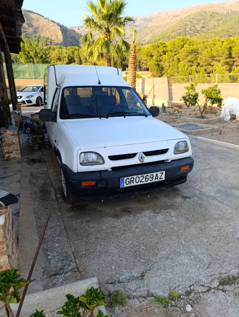 Renault Express 1.9D AVERIADA - foto 1