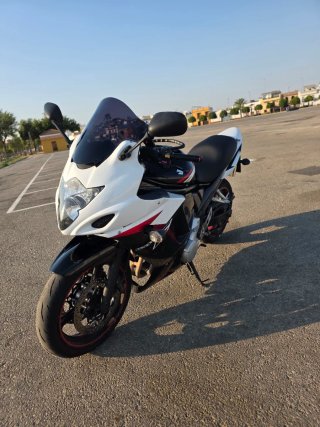 Suzuki GSX 650 F 2008 (INYECCIÓN) A2.