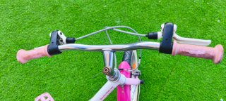 Bici niña blanca y rosa